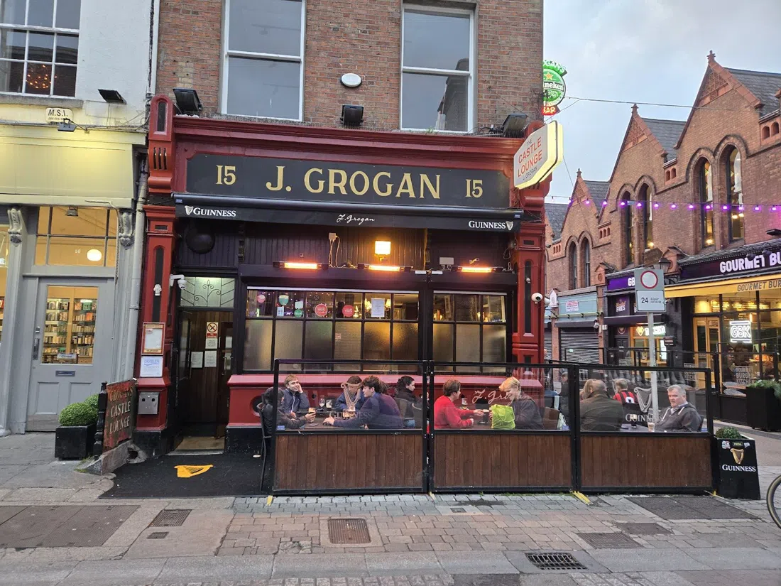 Grogan's (The Castle Lounge), Dublin